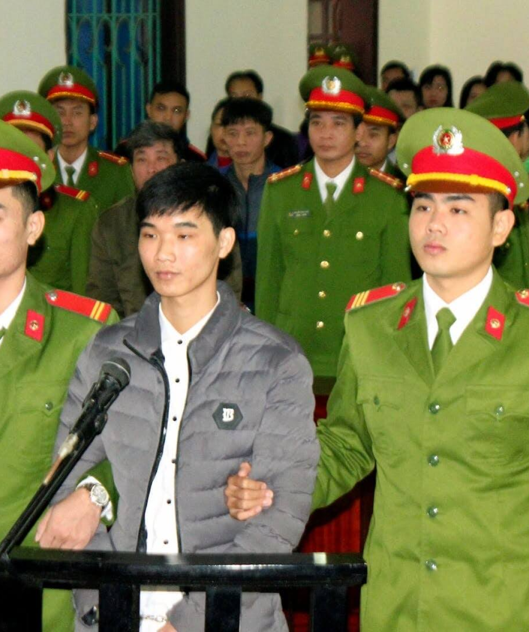 Vietnam HRF Condemns Jailing of 22-Year-Old Blogger