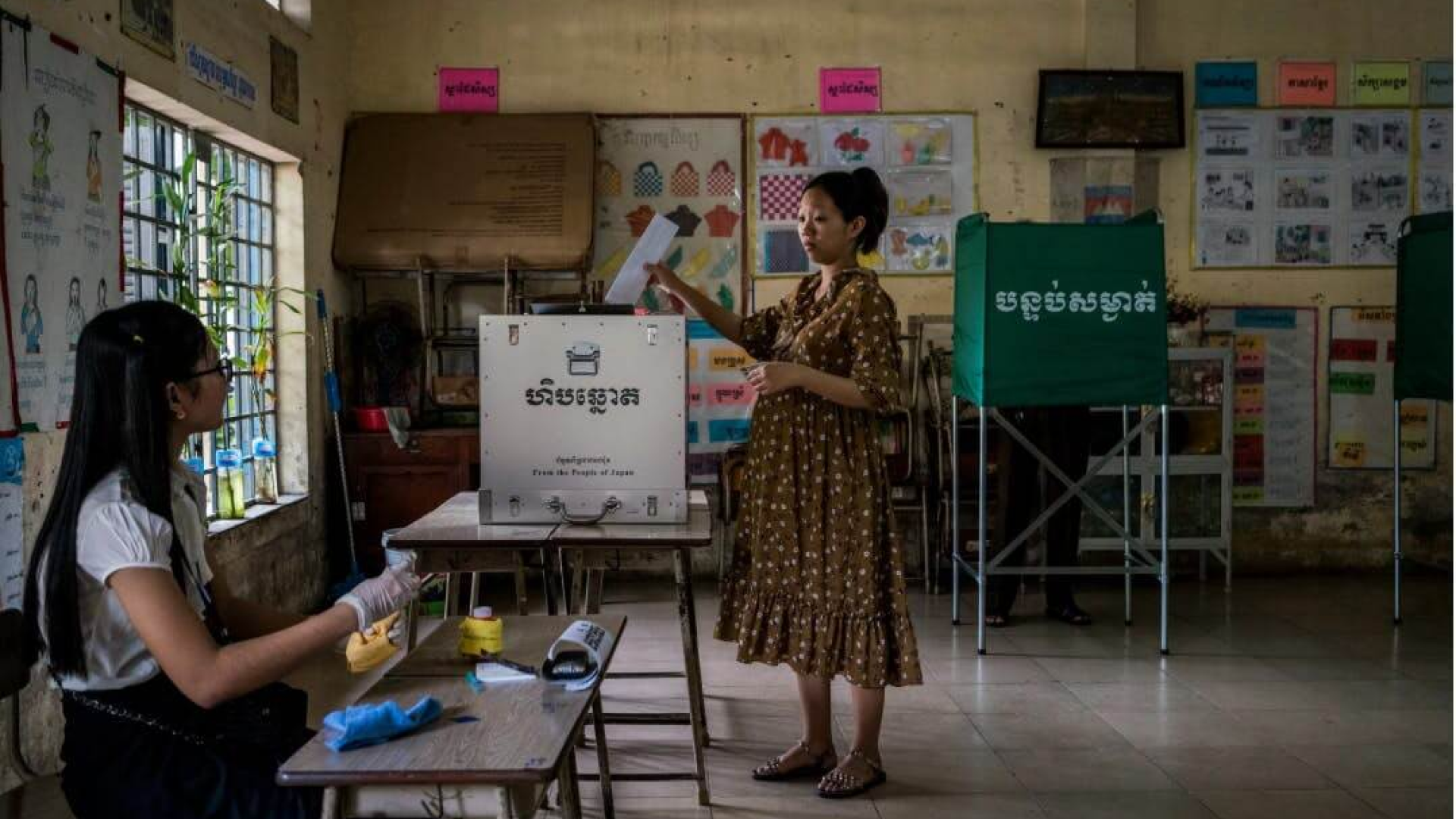 In Cambodia, Dissenting Voters Find Ways to Say ‘None of the Above’