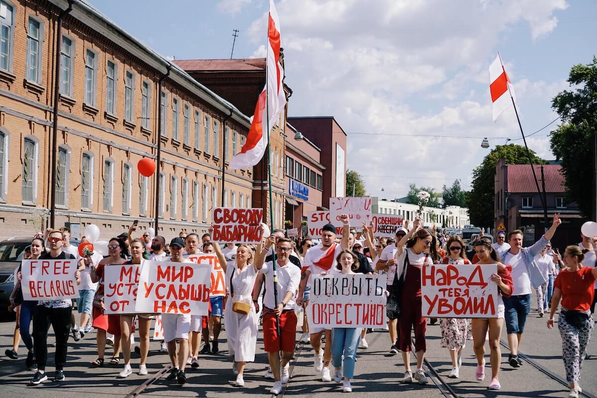 Body image - Protest Runway: The Use of Color & Fashion in Global Pro-Democracy Movements