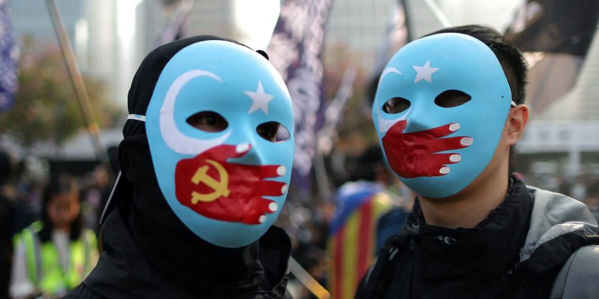 Body image - Protest Runway: The Use of Color & Fashion in Global Pro-Democracy Movements