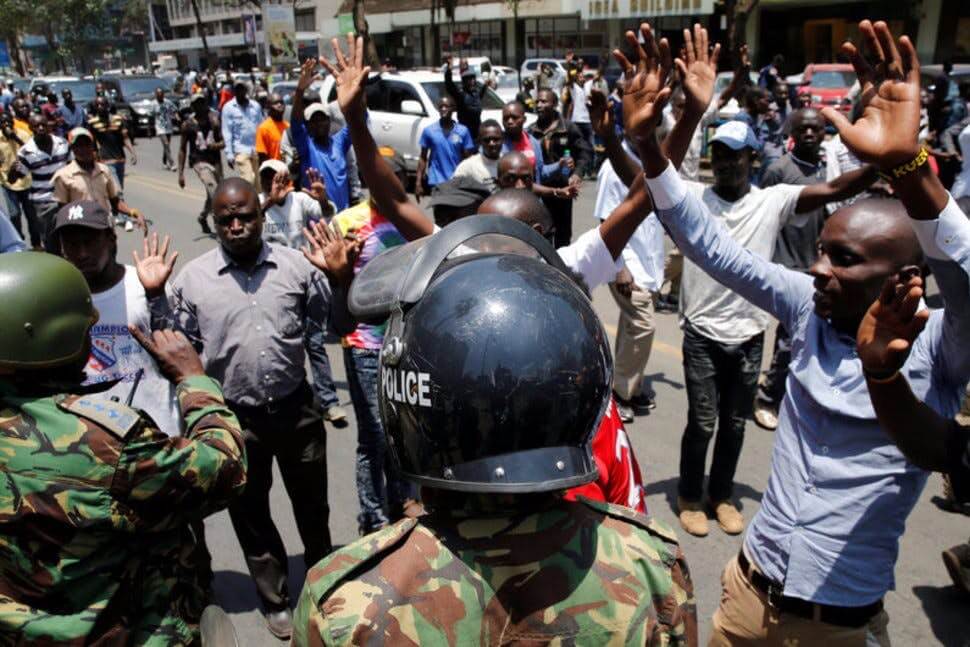 Police Tear-Gas Kenyan Vote Protesters as Crowds Gather in Cities