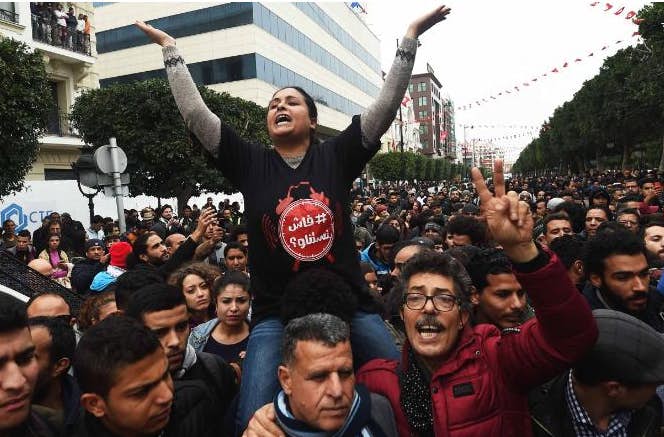 Tunisia protests: Why are people taking to the streets?