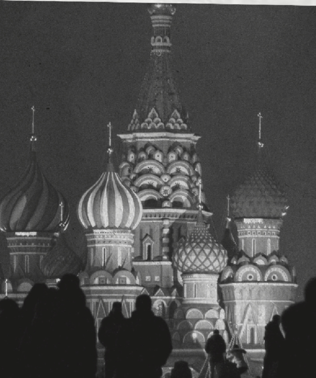 Kremlin black and white