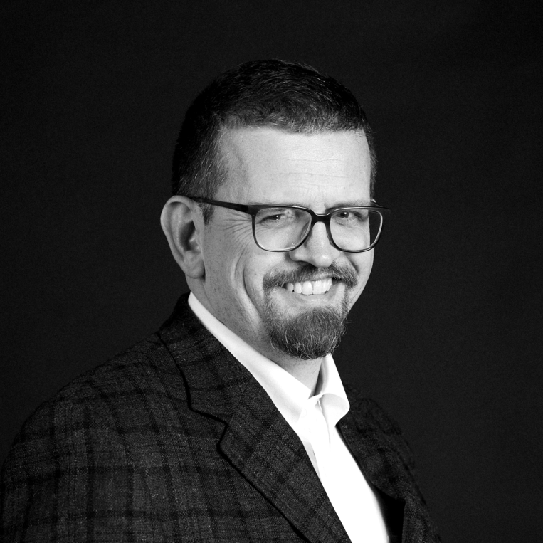 Andrew Kolb