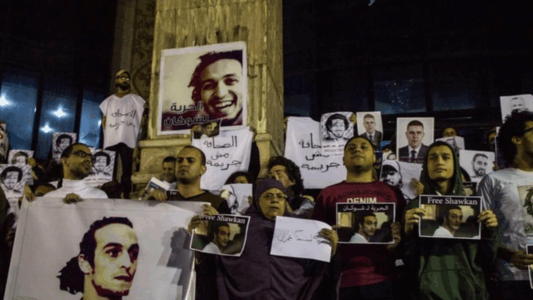 Egyptian prosecutors seek death sentence for photographer Shawkan