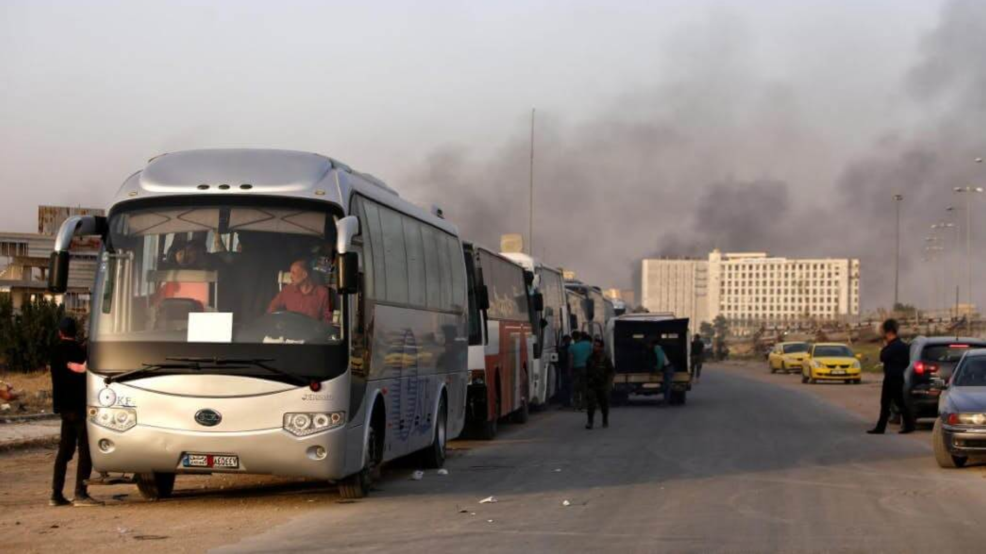 Thousands more leave Syria's Ghouta as Assad takes back control