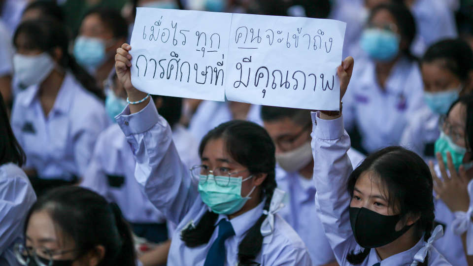 Youthquake Report - Thai students protest in front of the Ministry of Education in September 2020, calling for quality education and criticizing the authoritarian government