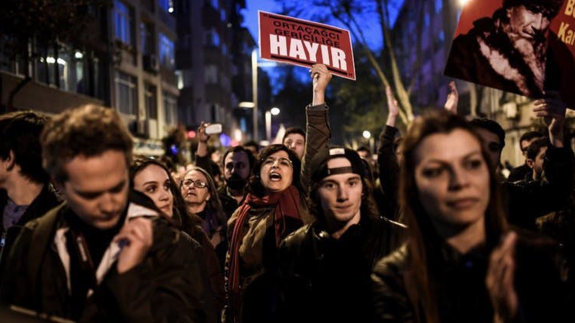 HRF Condemns Post-Referendum Crackdown