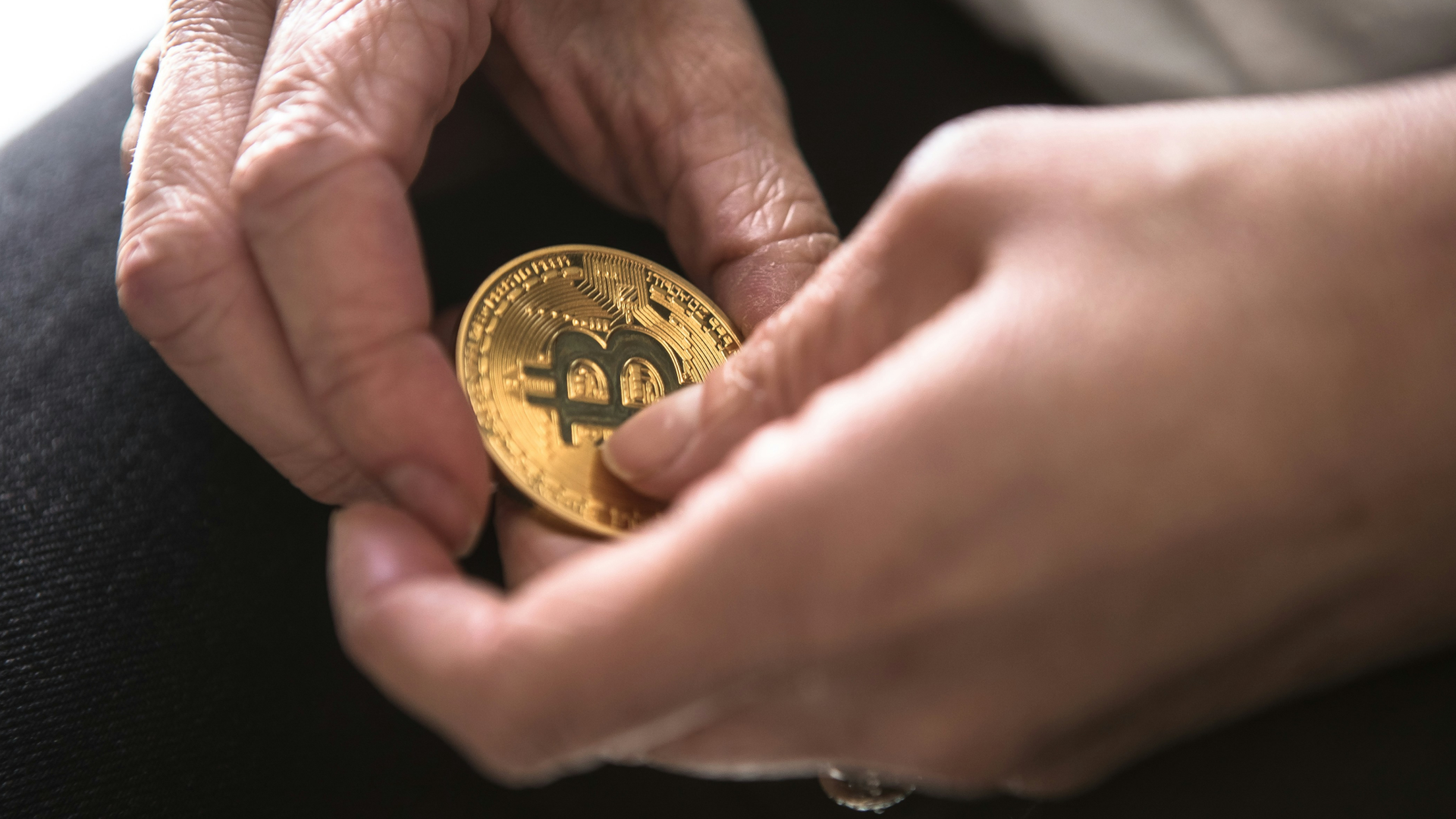 The U.S. Can Support Democracy and Human Rights Through Bitcoin